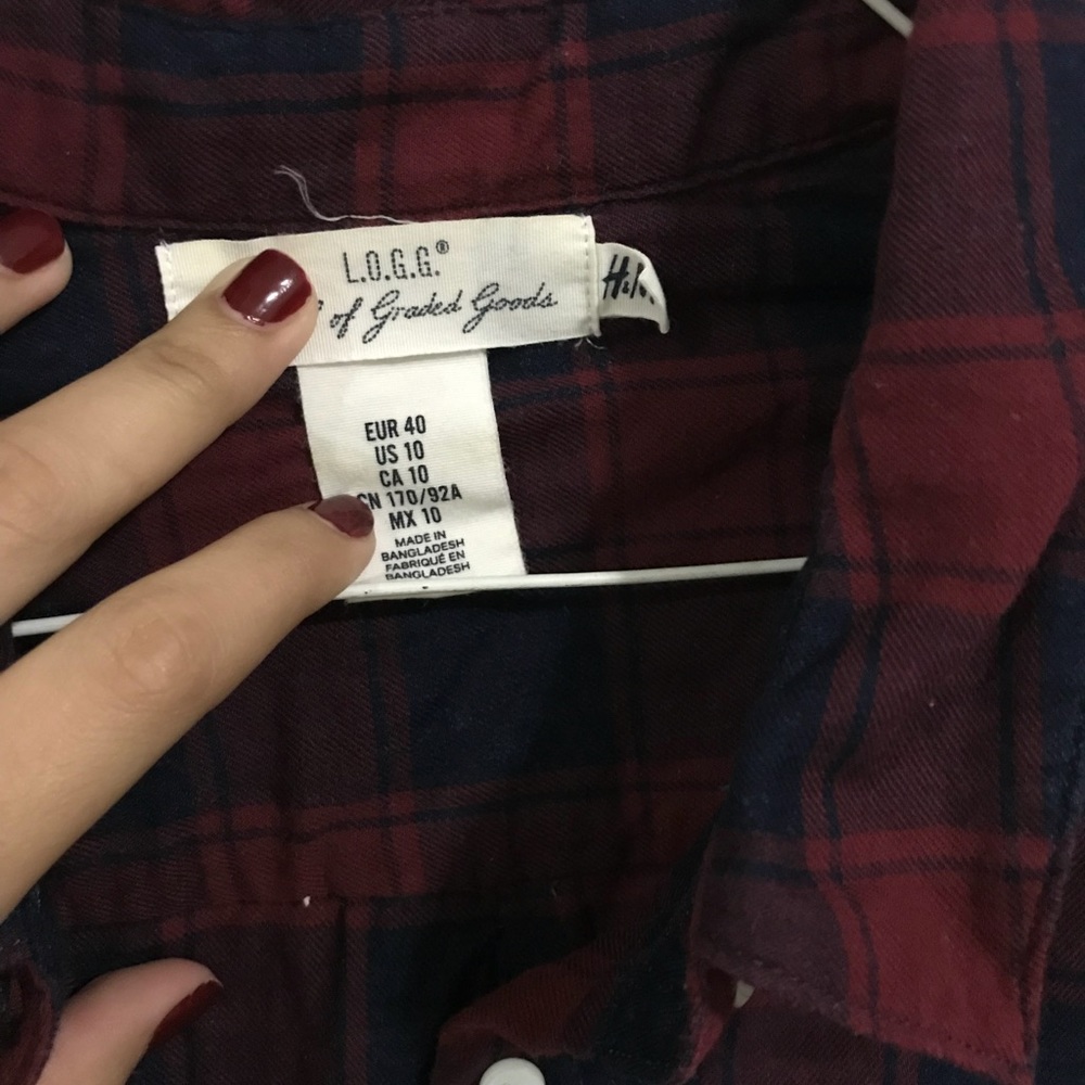 H&M Top - Picture 2 of 2